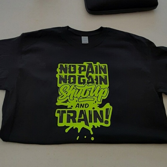 “NO PAIN, NO GAIN...” BRAND NEW TEE - Picture 2 of 4